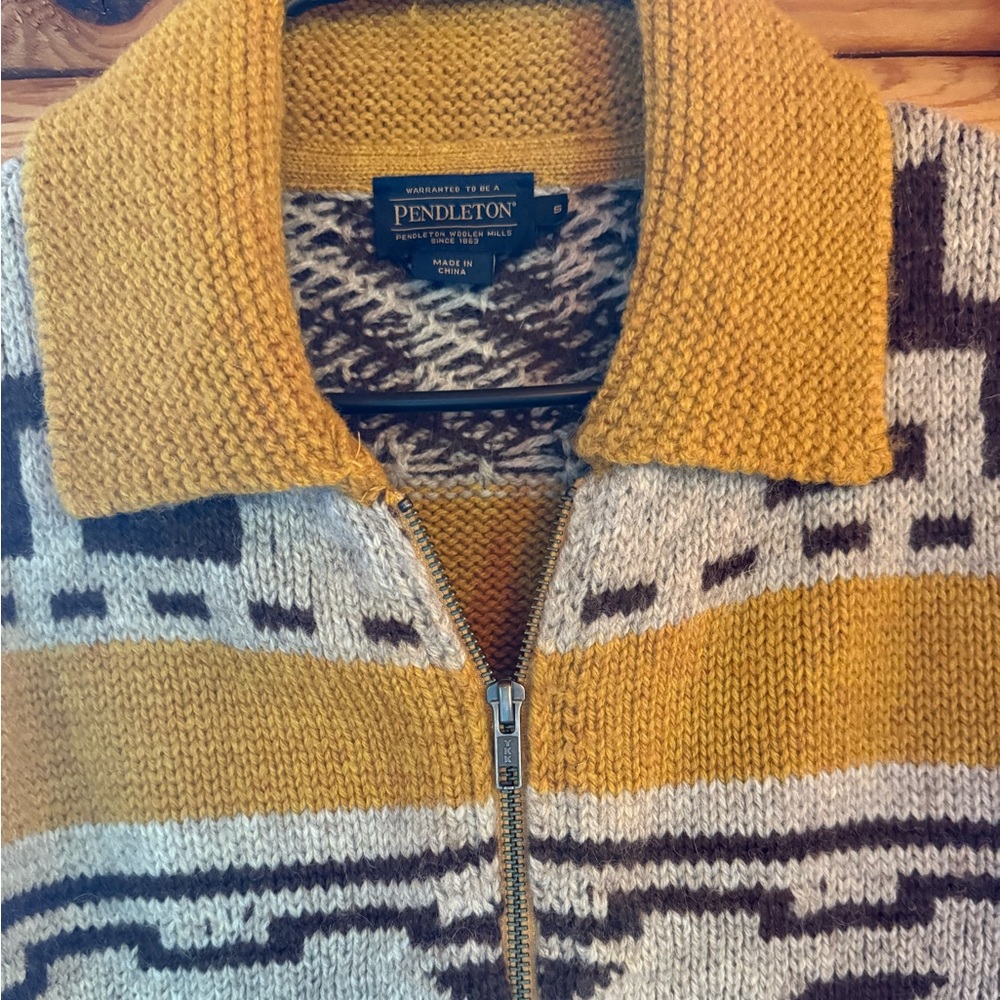 Pendleton Graphic Shetland Zip Sweater sz Small - Picture 6 of 7
